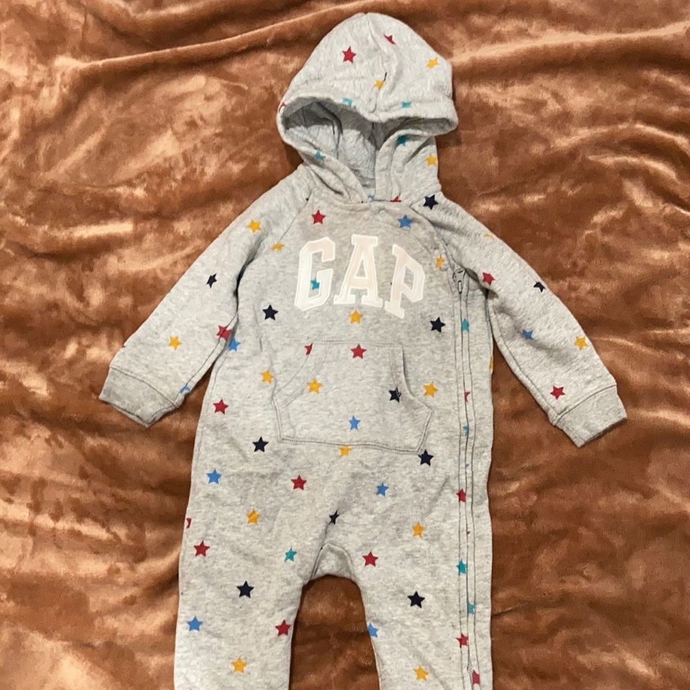 Baby gap one piece romper size 12-18 months
